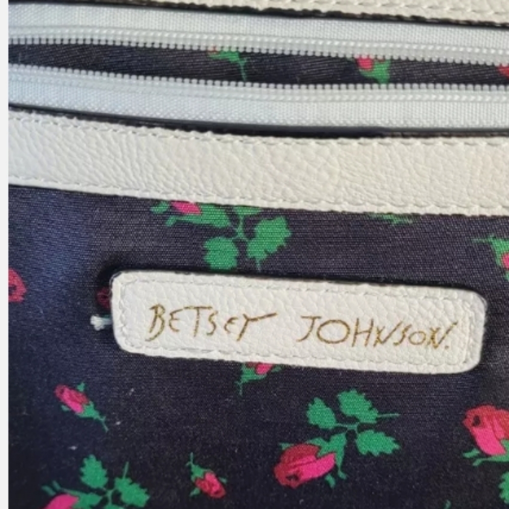 Rare! Betsey Johnson Phone Booth Backpack NWOT - Picture 8 of 12
